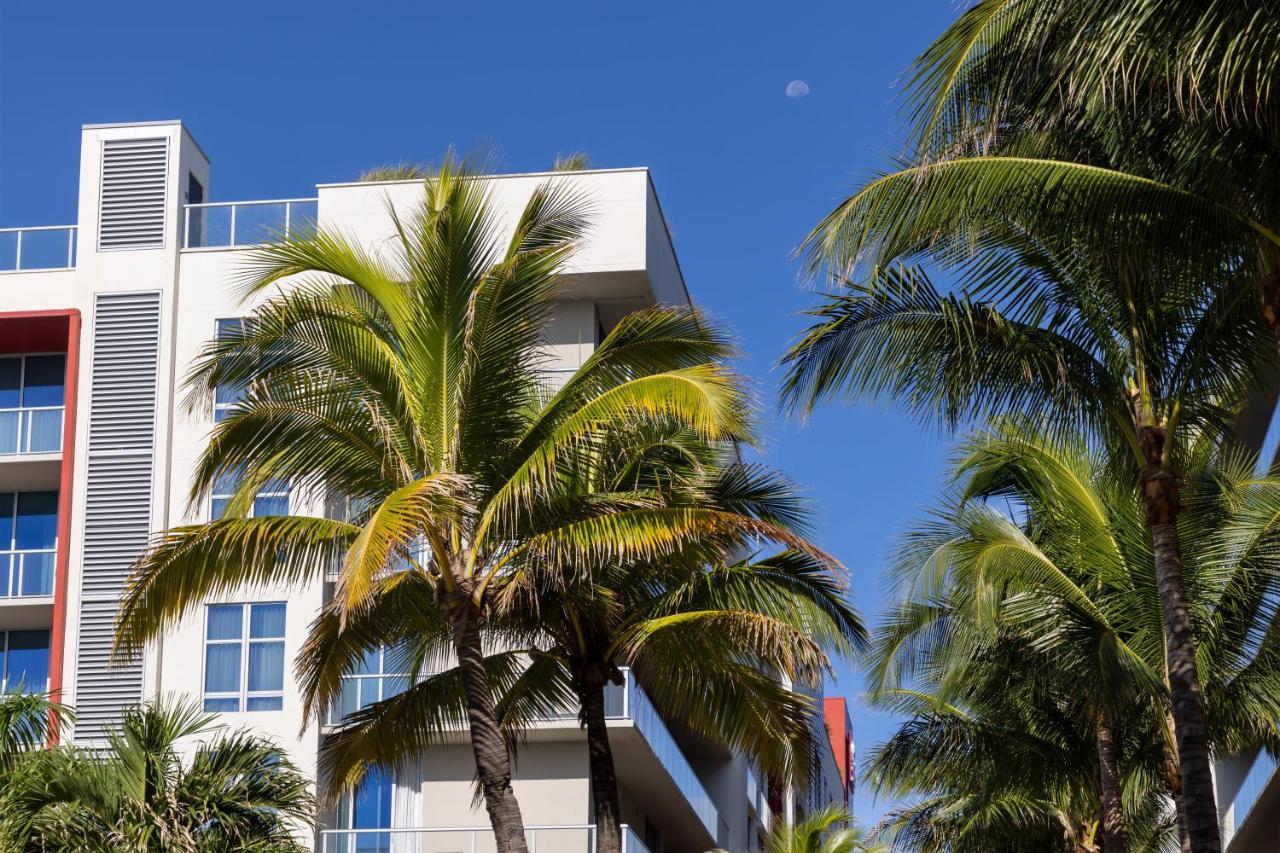 Costa Hollywood Beach Resort - An All Suite Hotel Exteriör bild