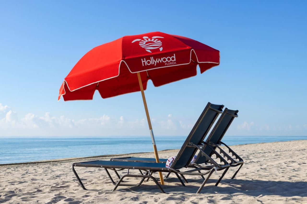 Costa Hollywood Beach Resort - An All Suite Hotel Exteriör bild